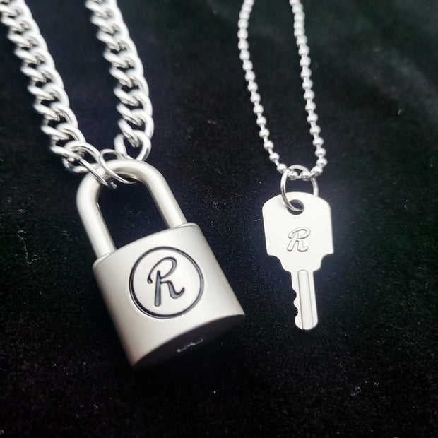 KAMI STYLE LOCK NECKLACE