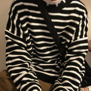 KAMI NO.7423 STRIPED SWEATER - STREETS OF KAMI