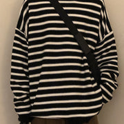 KAMI NO.7423 STRIPED SWEATER - STREETS OF KAMI