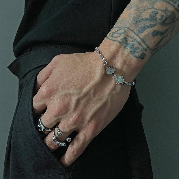 KAMI STYLE DICE BRACELET - STREETS OF KAMI