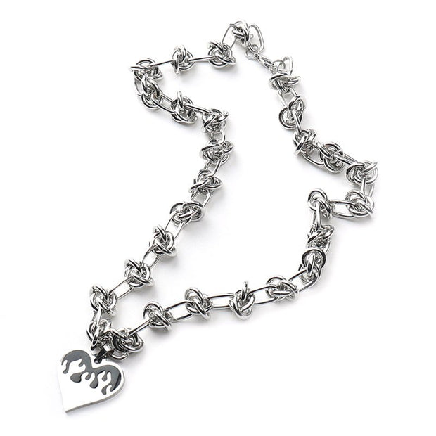 KAMI STYLE HEART NECKLACE - STREETS OF KAMI